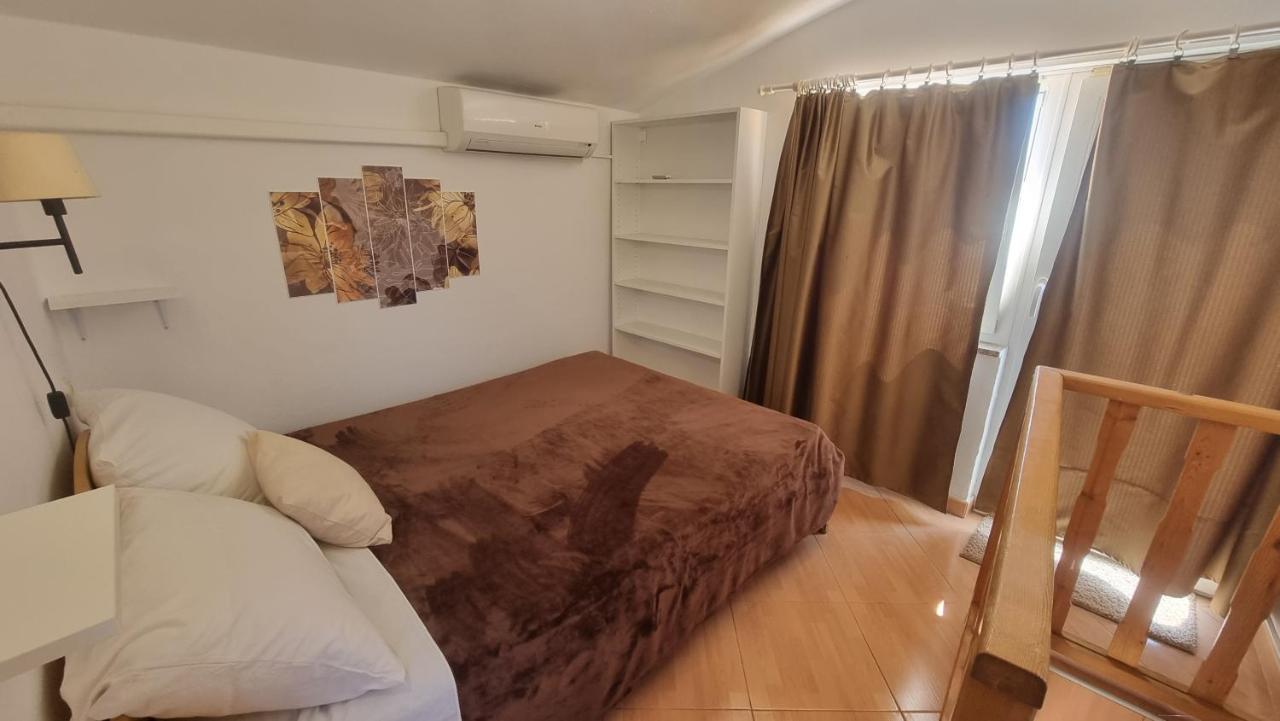 Apartment Igor With Balcony And Sea View Baška Exterior foto